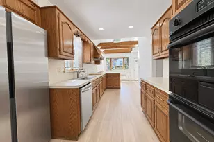 72 Primrose Ave, Floral Park, NY 11001 - Photo 6