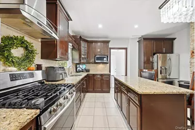 23 Bonta Street, Elmont, NY 11003 - Photo 12