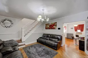138-29 248th St, Rosedale, NY 11422 - Photo 2