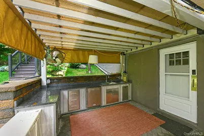 3 Beacon Hill Road, Port Washington, NY 11050 - Photo 38