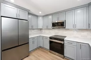 40 The Pl, Glen Cove, NY 11542 - Photo 14