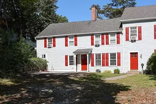 40 The Pl, Glen Cove, NY 11542 - Photo 2