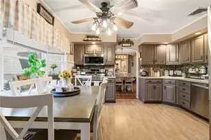 35 Wyant Ave, Ronkonkoma, NY 11779 - Photo 16