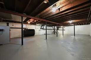 17 President St, Lynbrook, NY 11563 - Photo 30