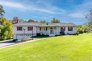 6 Overlook Dr, Pawling, NY 12564 - Photo 2