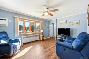 305 W Nicholai St, Hicksville, NY 11801 - Photo 6