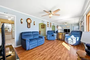 305 W Nicholai St, Hicksville, NY 11801 - Photo 4