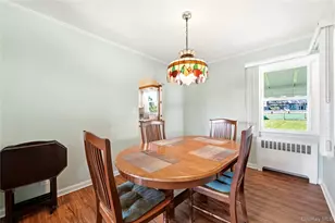 305 W Nicholai St, Hicksville, NY 11801 - Photo 10