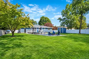20 Danbury Ave, Patchogue, NY 11772 - Photo 16