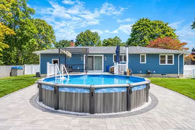 20 Danbury Avenue, Patchogue, NY 11772 - Photo 14