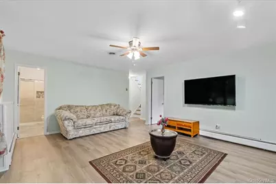 60 Smith Hill Road, Airmont, NY 10952 - Photo 18
