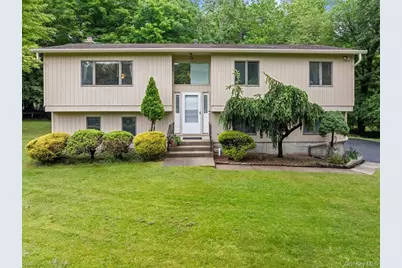 60 Smith Hill Road, Airmont, NY 10952 - Photo 1