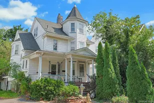 202 Woodland Ave, New Rochelle, NY 10805 - Photo 2
