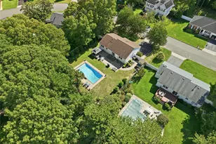 50 Timber Ridge Dr, Coram, NY 11727 - Photo 38