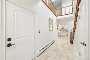 708 Park Ln, Cedarhurst, NY 11516 - Photo 6