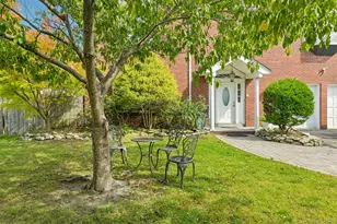 708 Park Ln, Cedarhurst, NY 11516 - Photo 4