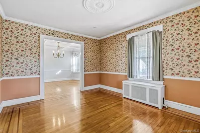 63 Shellbank Place, Rockville Centre, NY 11570 - Photo 2