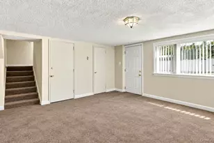 16 Radnor Rd, Plainview, NY 11803 - Photo 14