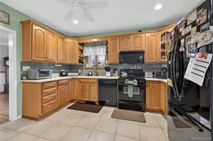 69 Robert St, Patchogue, NY 11772 - Photo 12