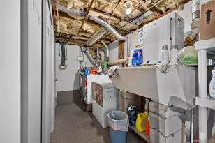 69 Robert St, Patchogue, NY 11772 - Photo 26