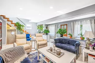 132 Herman Blvd, Franklin Square, NY 11010 - Photo 14