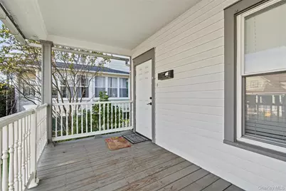 18 Chestnut Street #Left, Middletown, NY 10940 - Photo 4