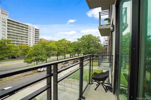 379 Ocean Pkwy, Brooklyn, NY 11218 - Photo 12
