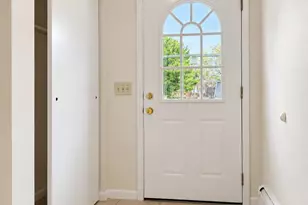 30 Chaucer Courts, Middletown, NY 10941 - Photo 2