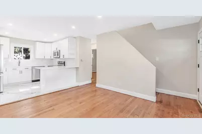 370 Boulder Street, Ronkonkoma, NY 11779 - Photo 4