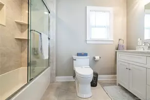 129 Southard Ave, Rockville Centre, NY 11570 - Photo 18