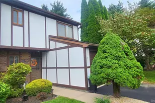 33 Amber Ct, Poughkeepsie, NY 12603 - Photo 4