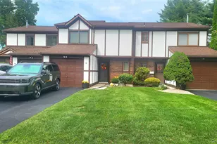 33 Amber Ct, Poughkeepsie, NY 12603 - Photo 2