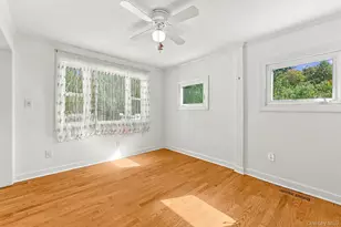 1475 Croton Lake Rd, Yorktown Heights, NY 10598 - Photo 12