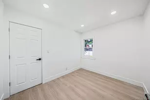167 Stanton Blvd, Uniondale, NY 11553 - Photo 16