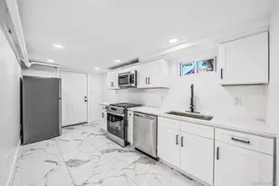 167 Stanton Blvd, Uniondale, NY 11553 - Photo 28