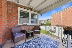 17 Abner Pl, Yonkers, NY 10704 - Photo 4
