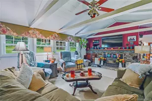 5 Douglas Dr, Wappingers Falls, NY 12590 - Photo 6