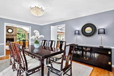 75 Plymouth Road, Manhasset, NY 11030 - Photo 10