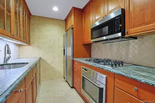 1250 North Ave, New Rochelle, NY 10804 - Photo 8