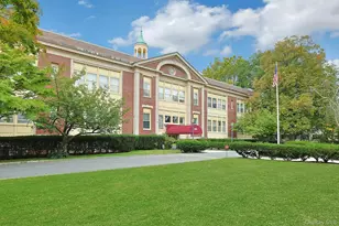 1250 North Ave, New Rochelle, NY 10804 - Photo 32