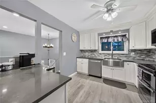 3 Jasper Ave, Patchogue, NY 11772 - Photo 16