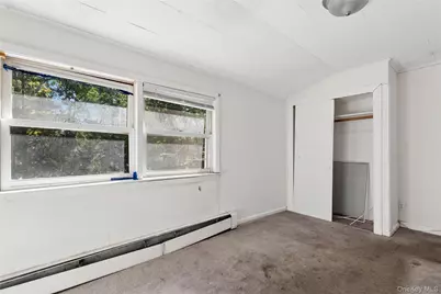 9 Plandome Place, Selden, NY 11784 - Photo 16