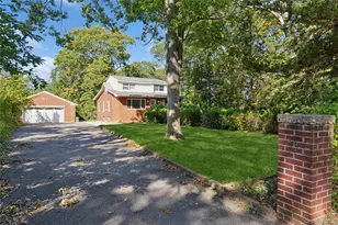 9 Plandome Pl, Selden, NY 11784 - Photo 4