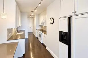 270-10 Grand Central Pkwy, Floral Park, NY 11005 - Photo 8