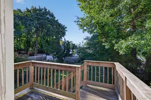 2 Austral Ave, Glen Cove, NY 11542 - Photo 26