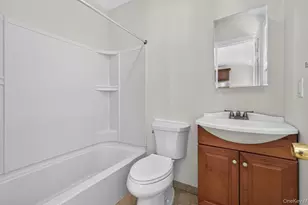 2 Austral Ave, Glen Cove, NY 11542 - Photo 16