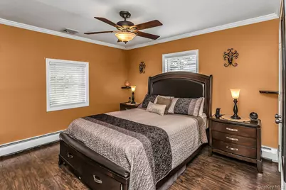 23 Summit Lane, Levittown, NY 11756 - Photo 10