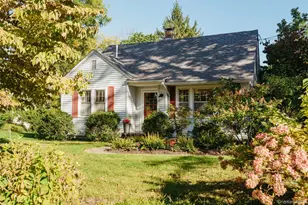 1040 Creek Locks Rd, Rosendale, NY 12472 - Photo 2