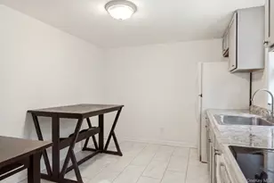 118 Liberty St, Deer Park, NY 11729 - Photo 22