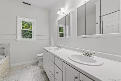 72 East Street, South Salem, NY 10590 - Photo 12